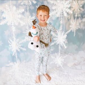 Posh peanut Frozen Olaf pjs 2 piece pajama set size 18-24 months bamboo